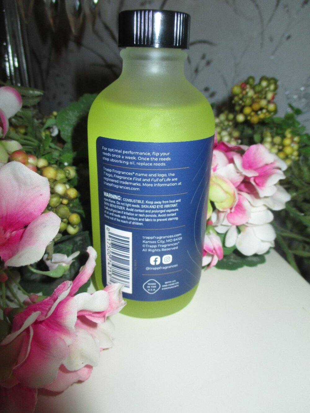 Trapp/Bob's Flower Shoppe/13 Reed Diffuser Set - Picture 3 of 5
